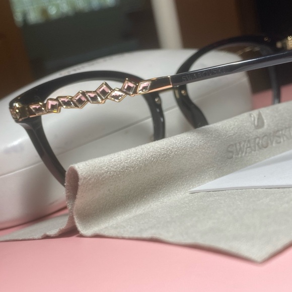 Womens Swarovski Optical Frames - Picture 3 of 6